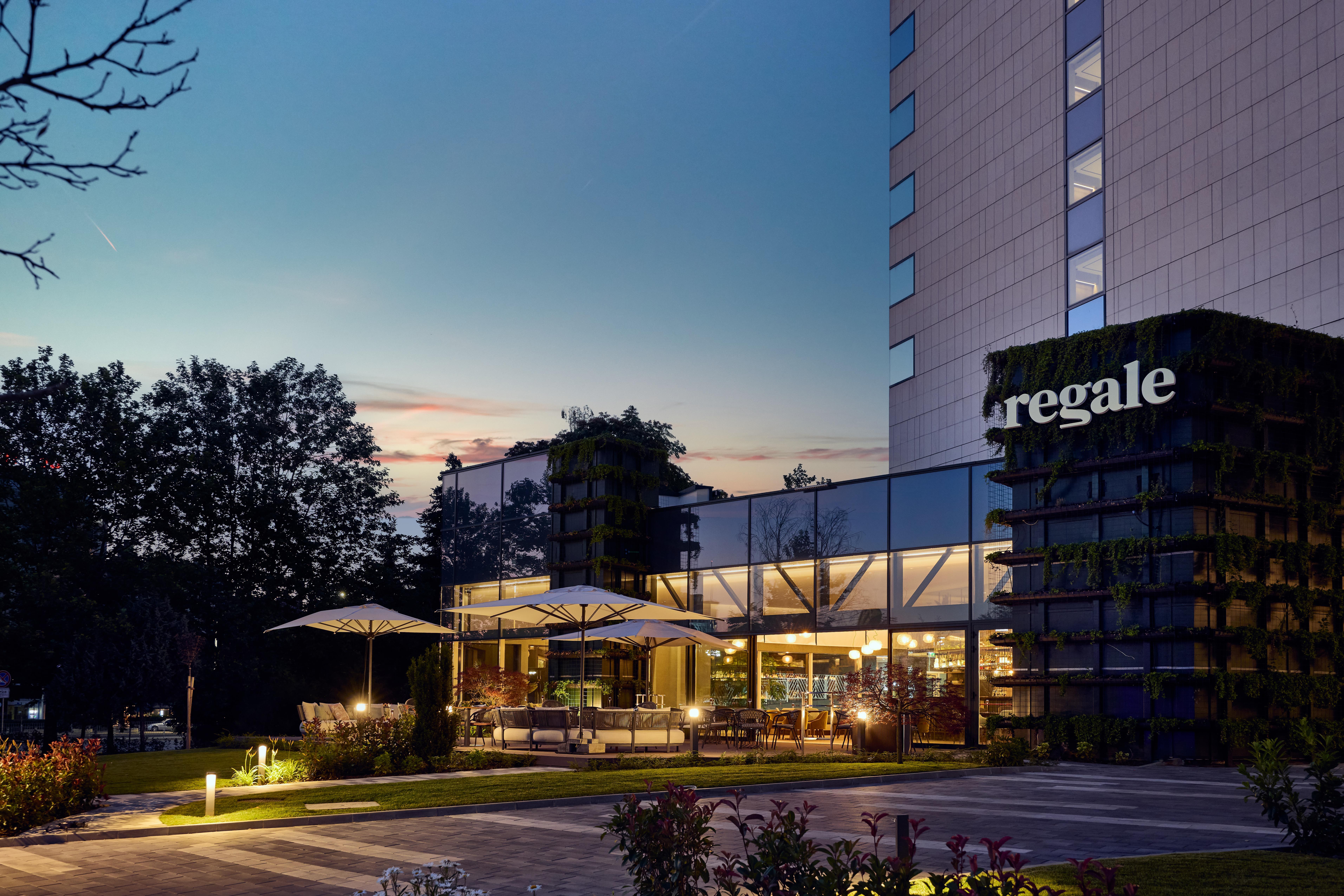 Hilton Sofia Hotel Exterior foto