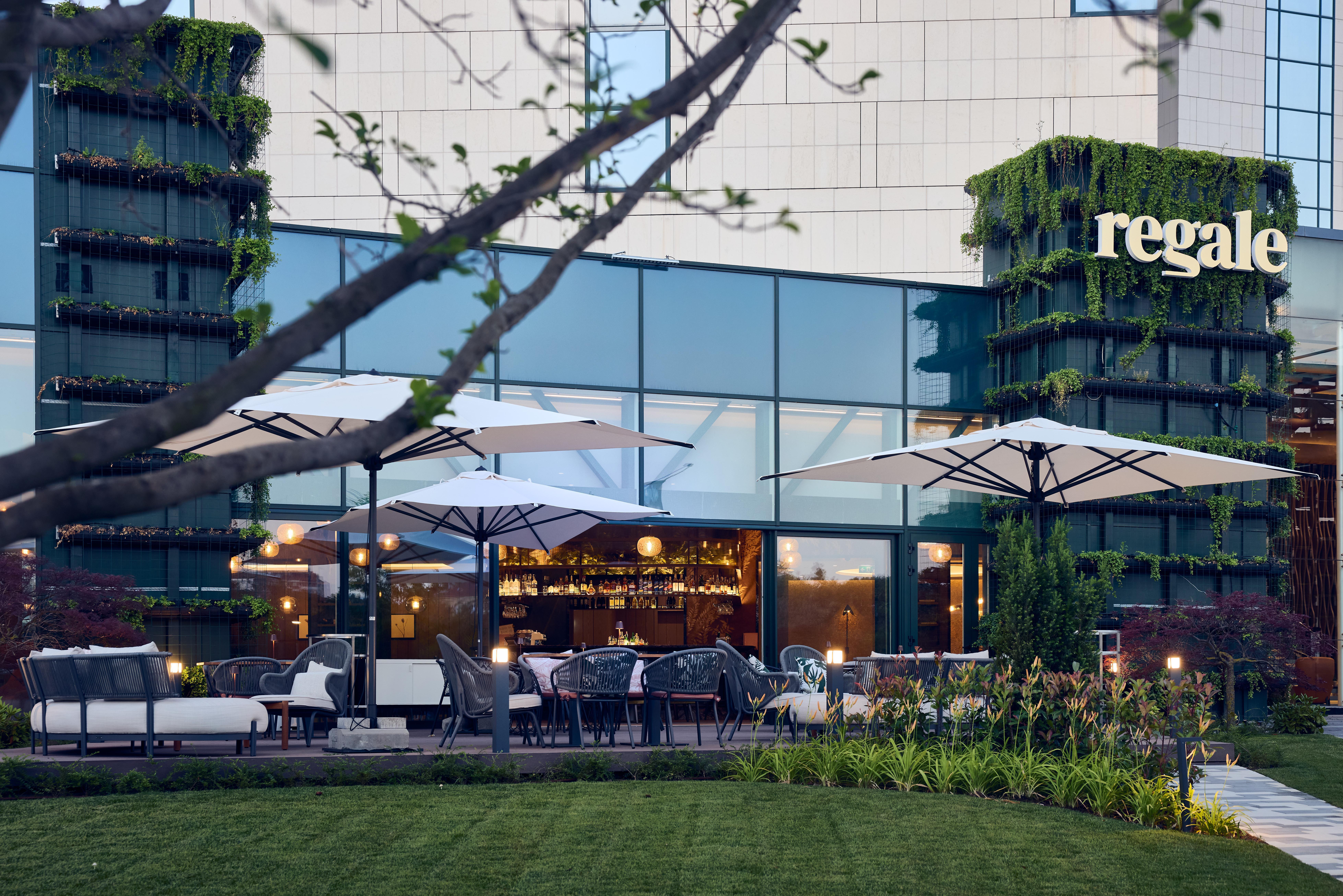 Hilton Sofia Hotel Exterior foto